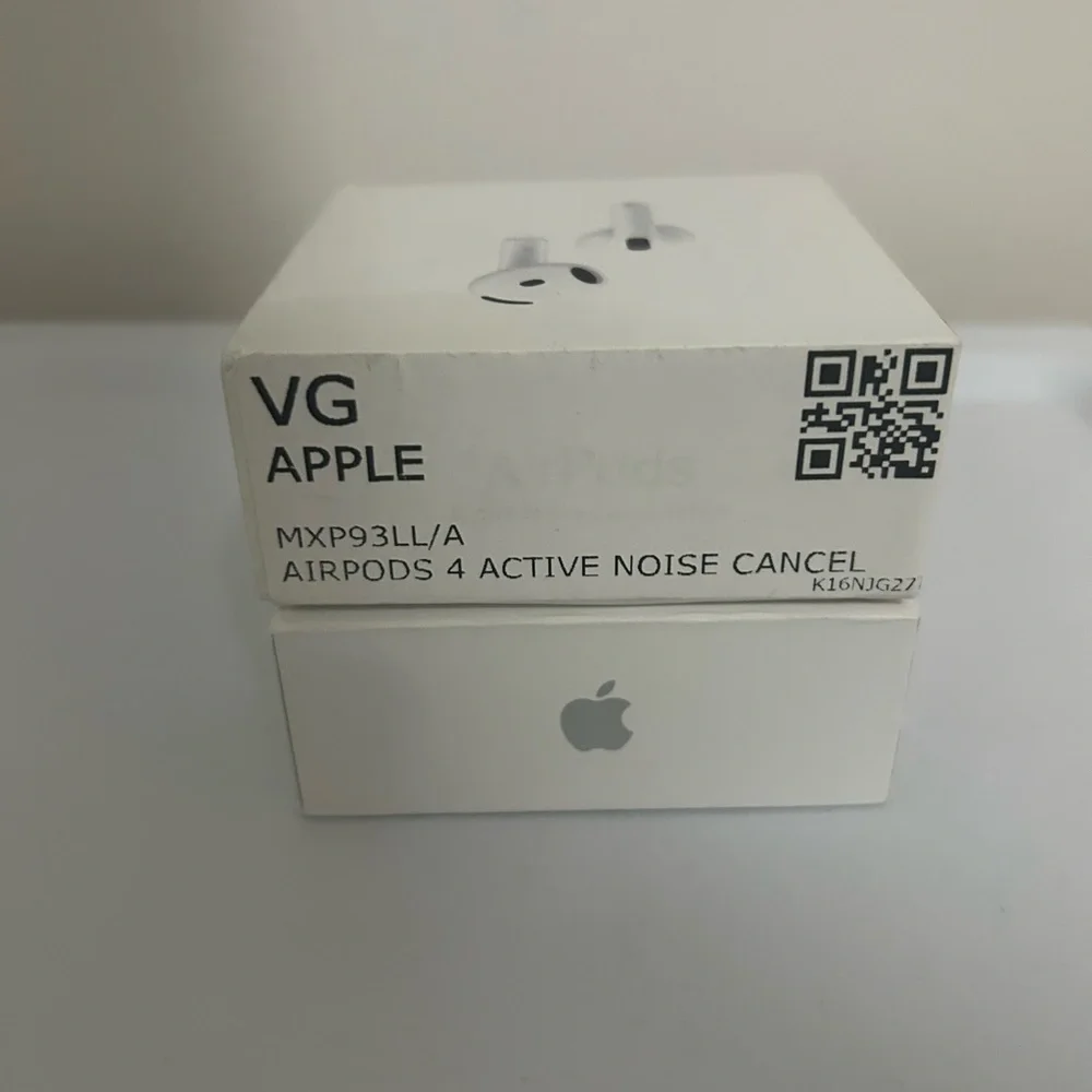 Apple AirPods 4 active noise cancellation